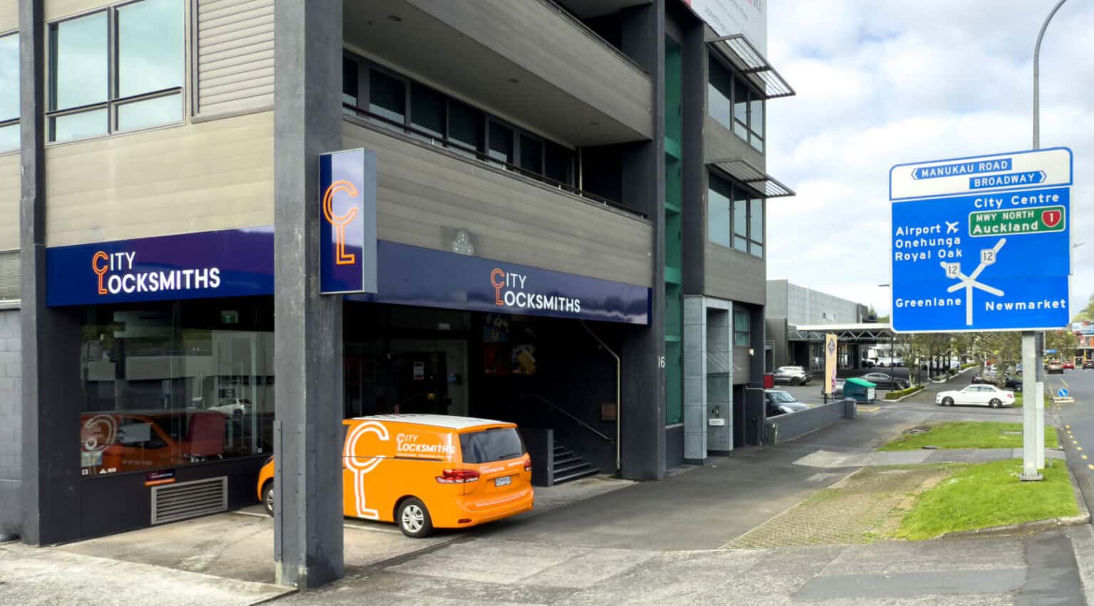 City Locksmiths is centrally located on St Marks road a few hundred metres from the Newmarket, Greenlane, Royal Oak and City Centre intersection.